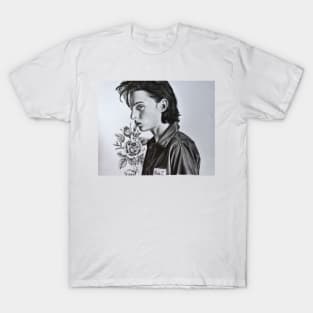 Finn Wolfhard and roses T-Shirt